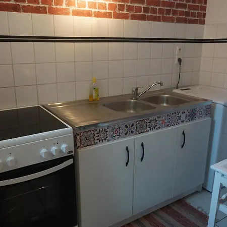 Le Pompidou T2 Pour 2 A 4 Pers Avec Parking Prive & Balcon Place Ney Appartement