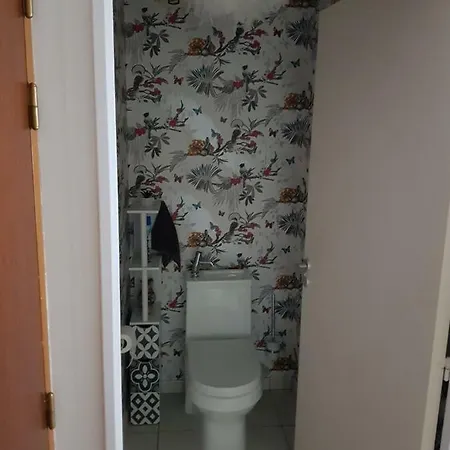 Appartement Le Pompidou T2 Pour 2 A 4 Pers Avec Parking Prive & Balcon Place Ney Angers